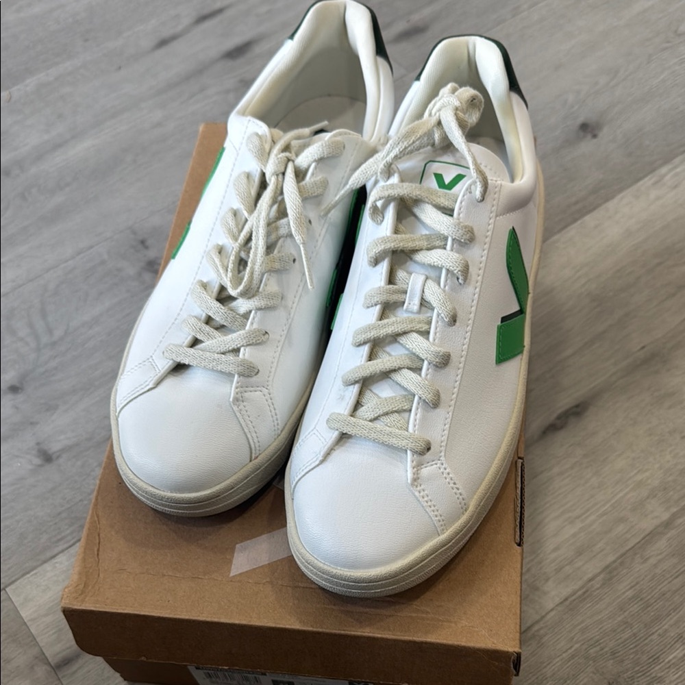 VEJA Urca CWL logo-appliqué sneakers - Picture 3 of 8
